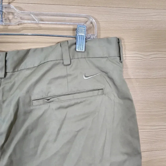 Nike Golf Tour Performance Dri Fit Shorts Men's 35 Khaki Active wear Stretch‎ - Picture 3 of 5